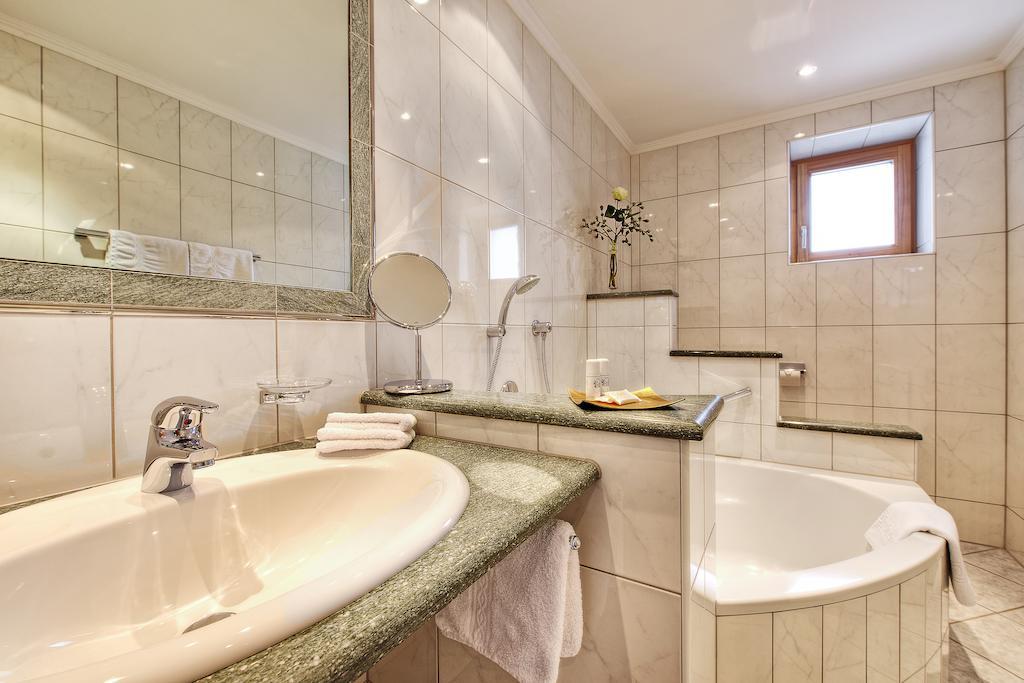 Hotel Palin Ischgl Szoba fotó